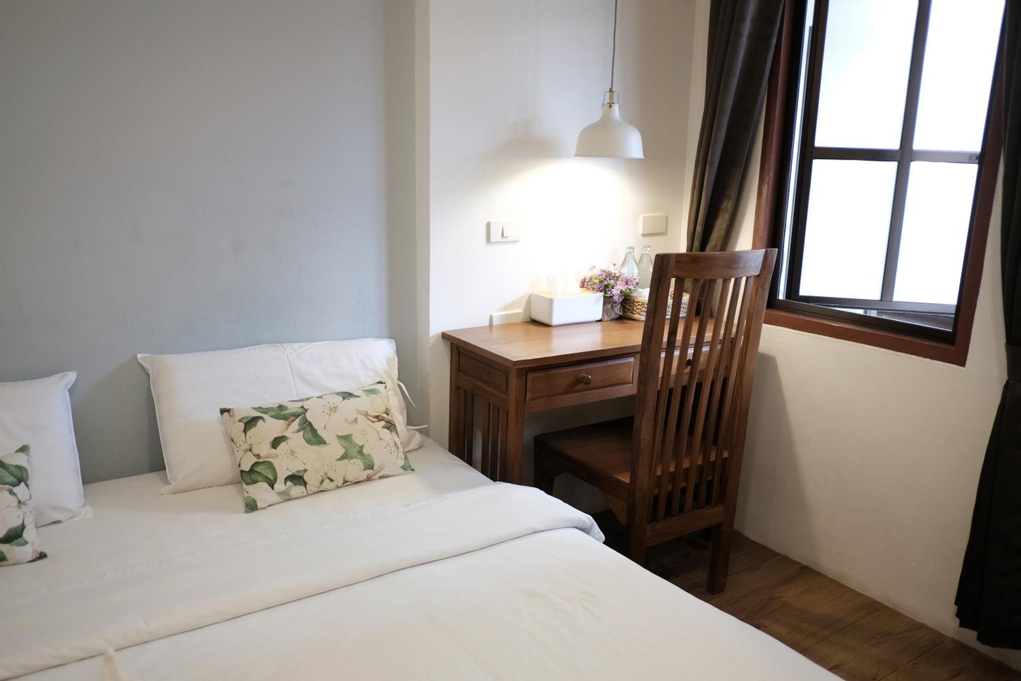 Chiang Mai Gate House Hotel Room photo
